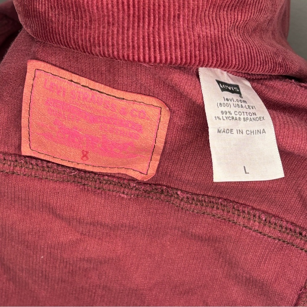Y2K Levi’s Burgundy Corduroy Cropped Trucker Jacket Women’s - Picture 6 of 7